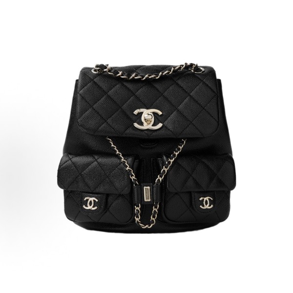 CHANEL⾹奈⼉ Duma 23P ⾦扣双C Logo  双肩包 ⿊⾊